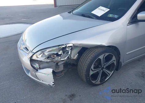 2003 Honda Accord 2.4 Ex from USA, damaged, VIN 1HGCM56613A017142